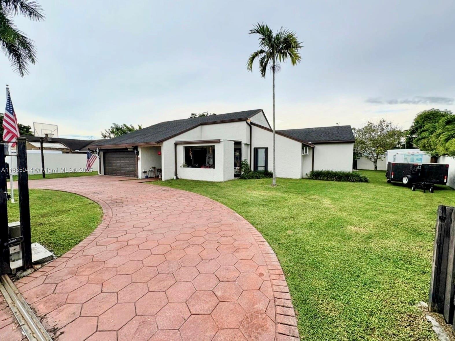 SHORES LINDGREN FIRST ADD - Residential