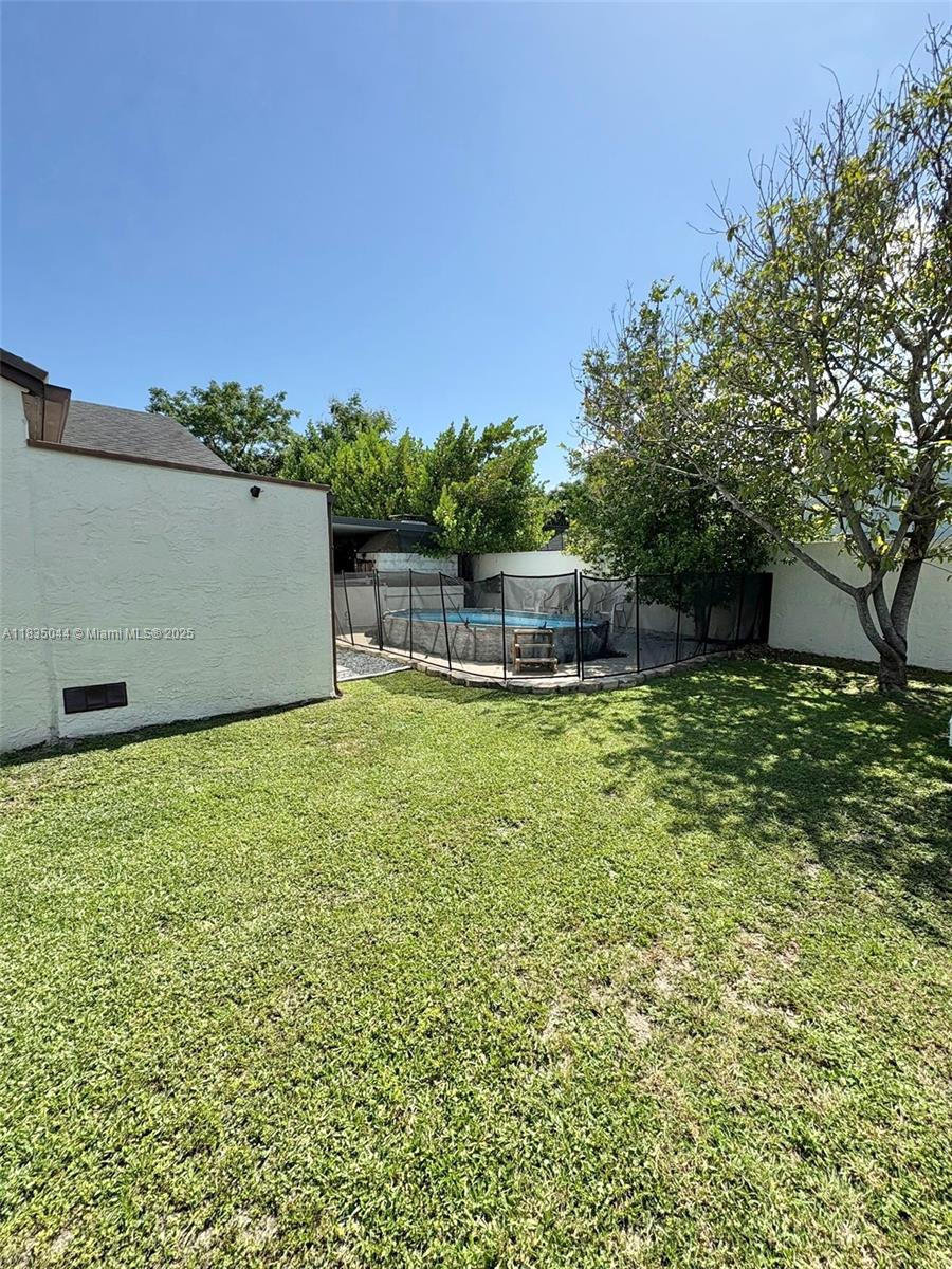 SHORES LINDGREN FIRST ADD - Residential