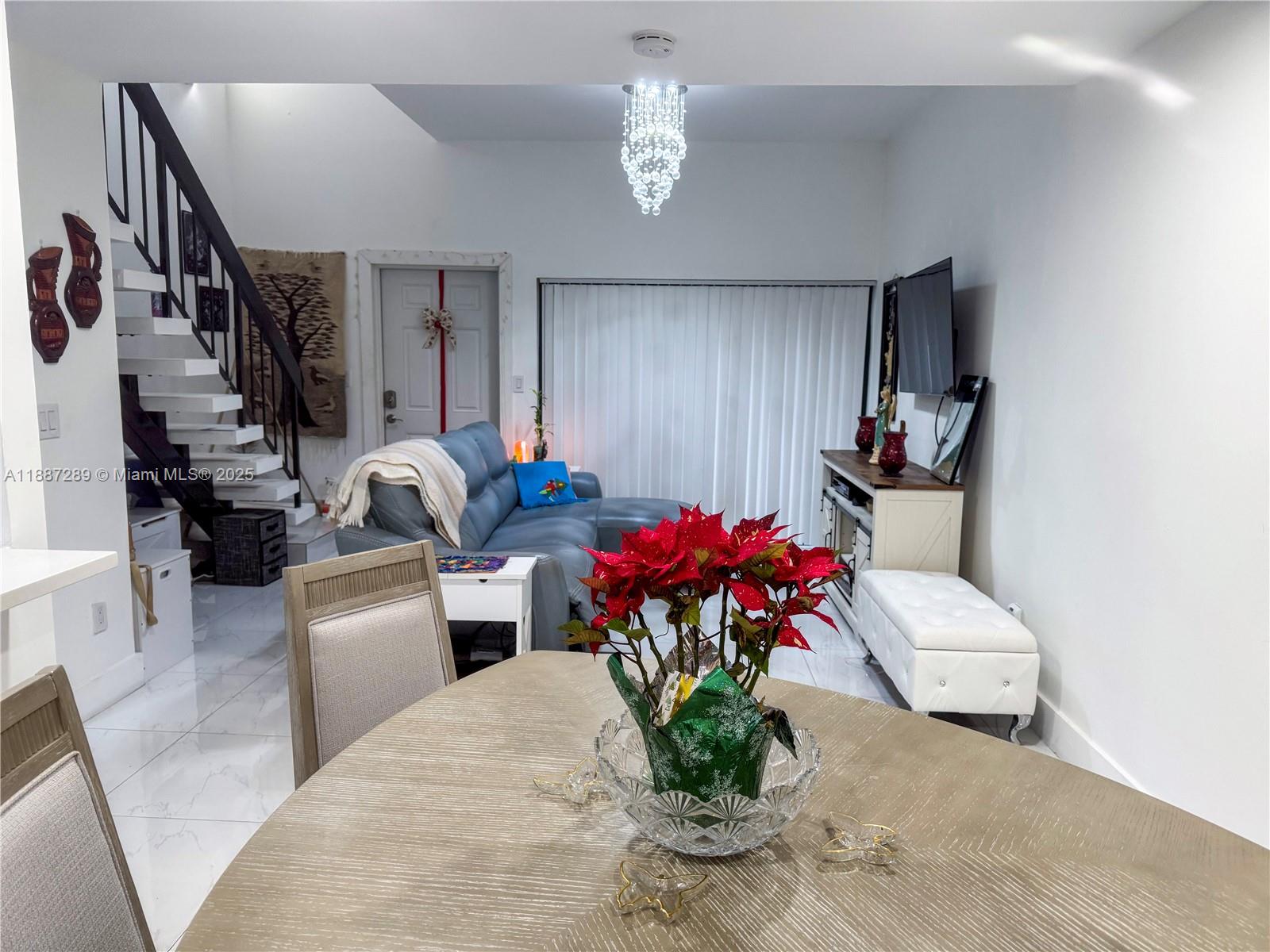 PALM POINT SEC 1 - Residential