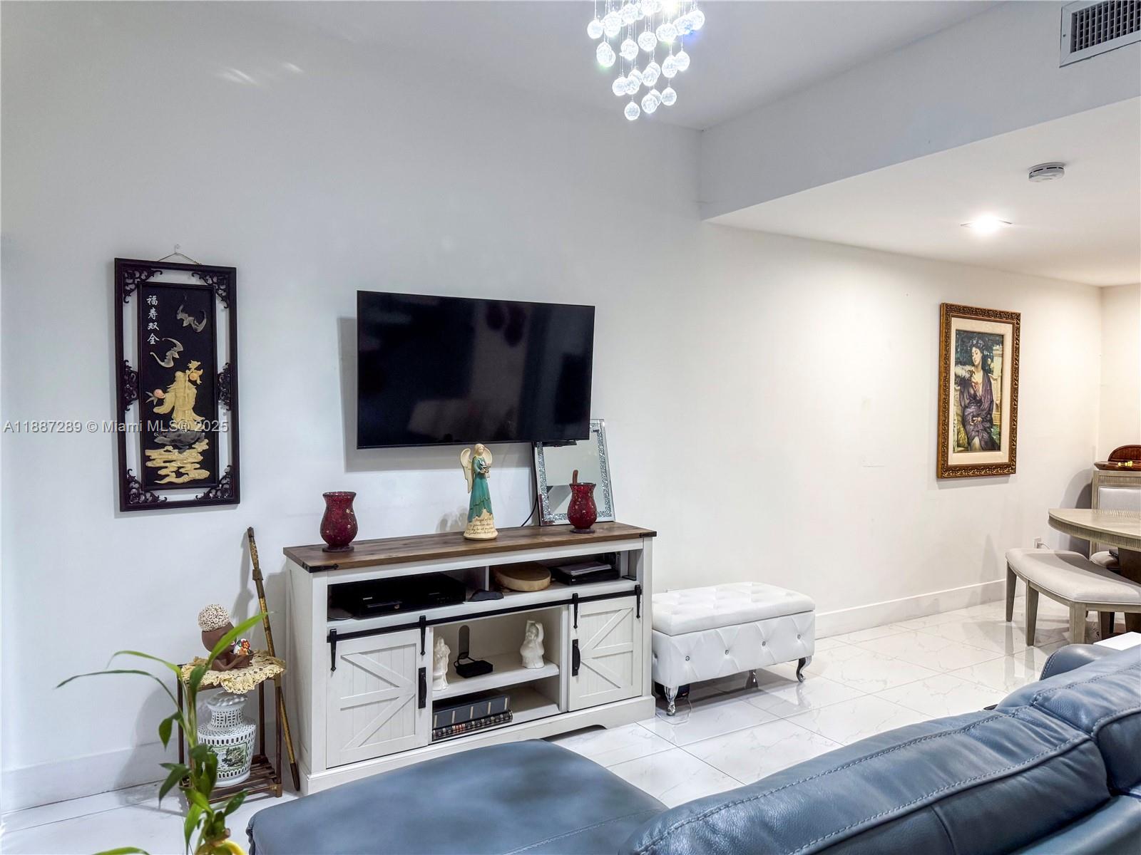 PALM POINT SEC 1 - Residential