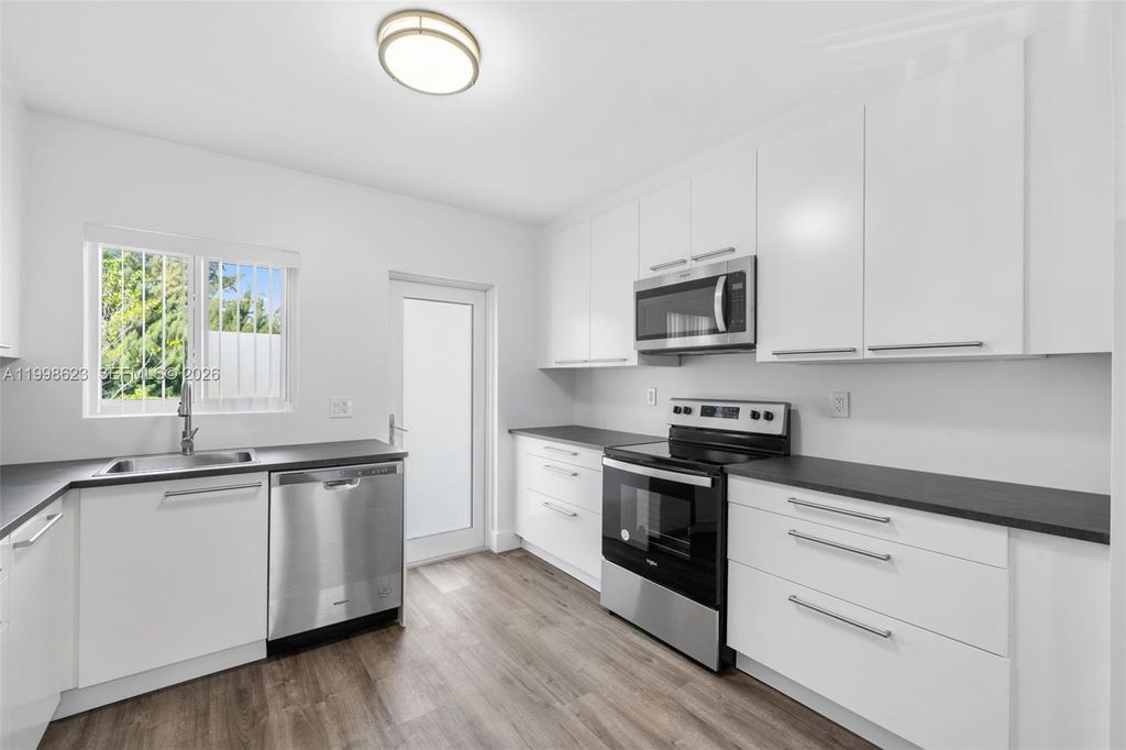 Photo of 600 Layne Blvd #126, Hallandale Beach, FL 33009 (MLS # A11998623)