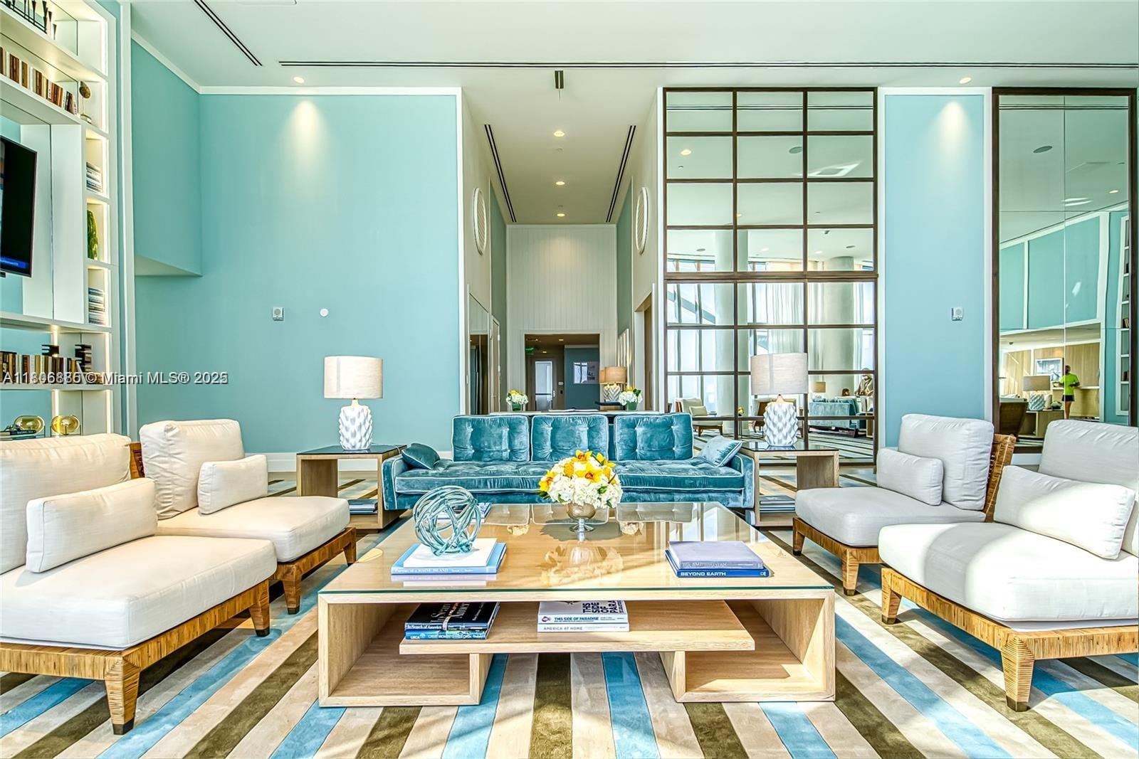 The Ritz-Carlton Residence - Residential