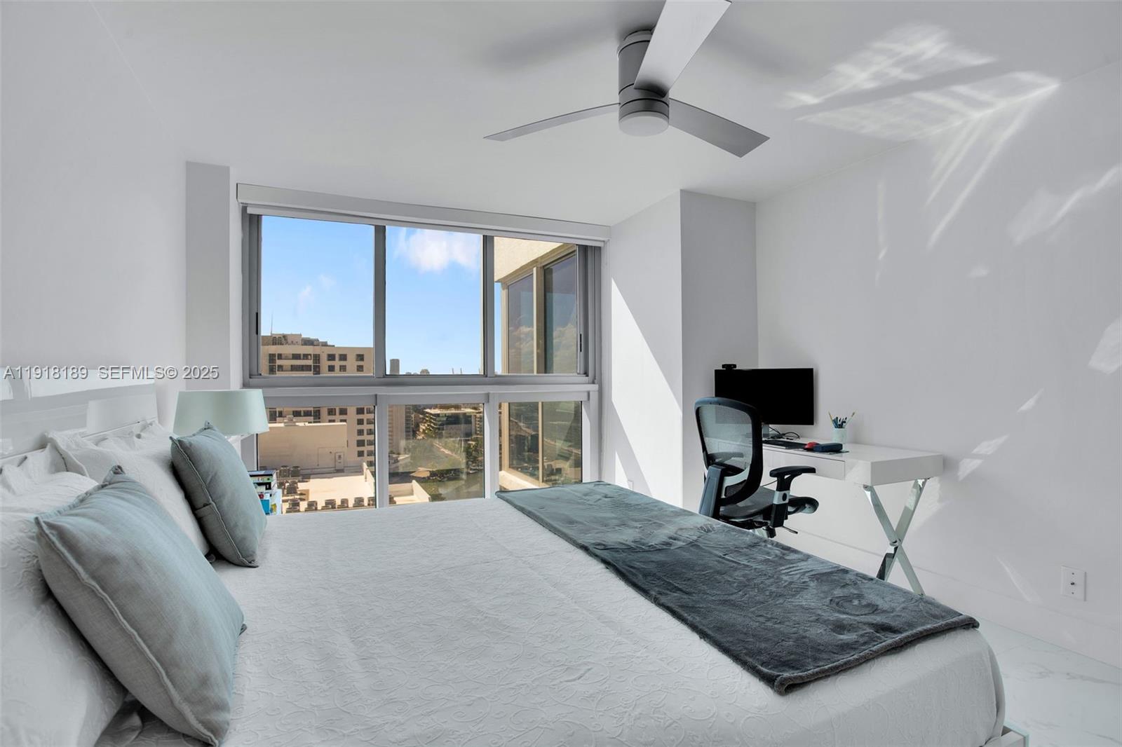 MIRASOL OCEAN TOWERS COND - Residential