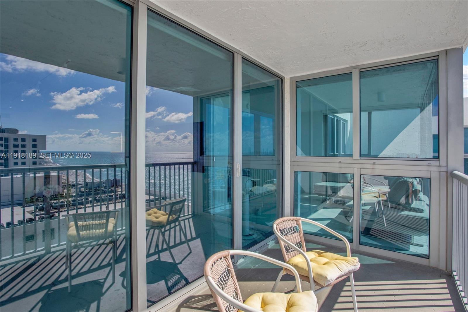 MIRASOL OCEAN TOWERS COND - Residential