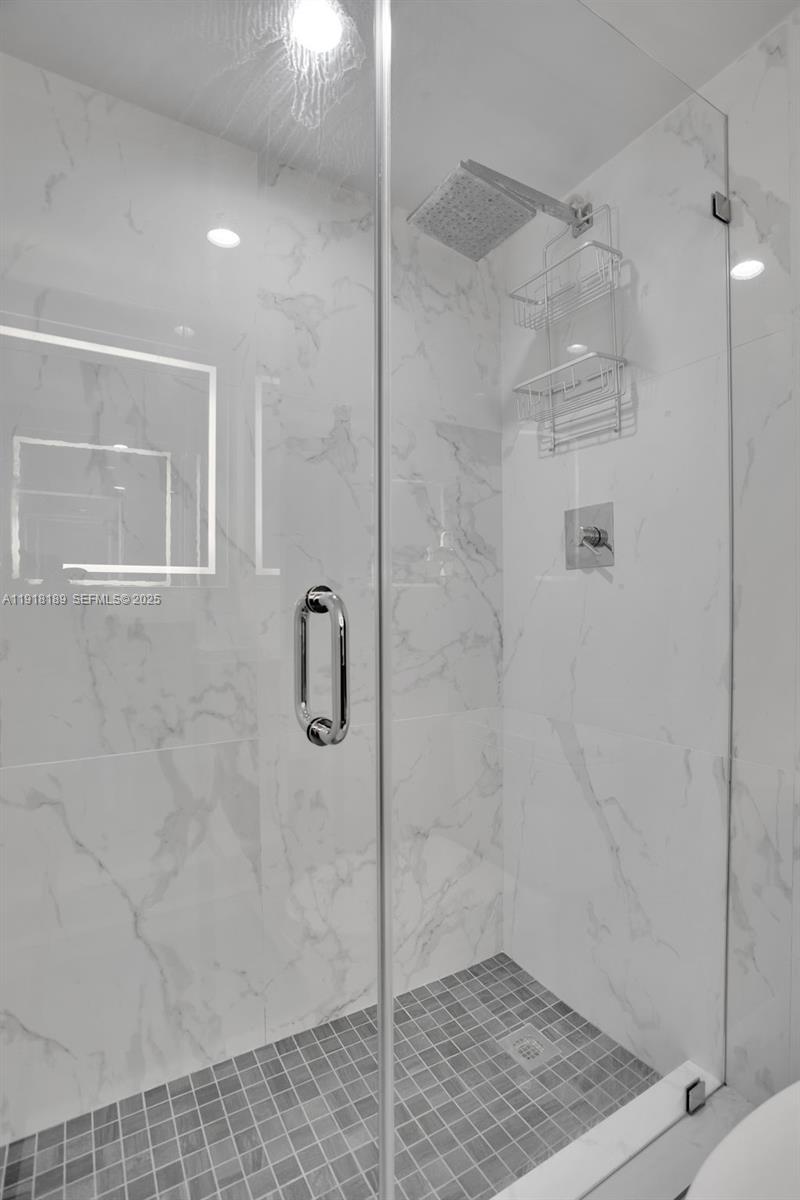 MIRASOL OCEAN TOWERS COND - Residential