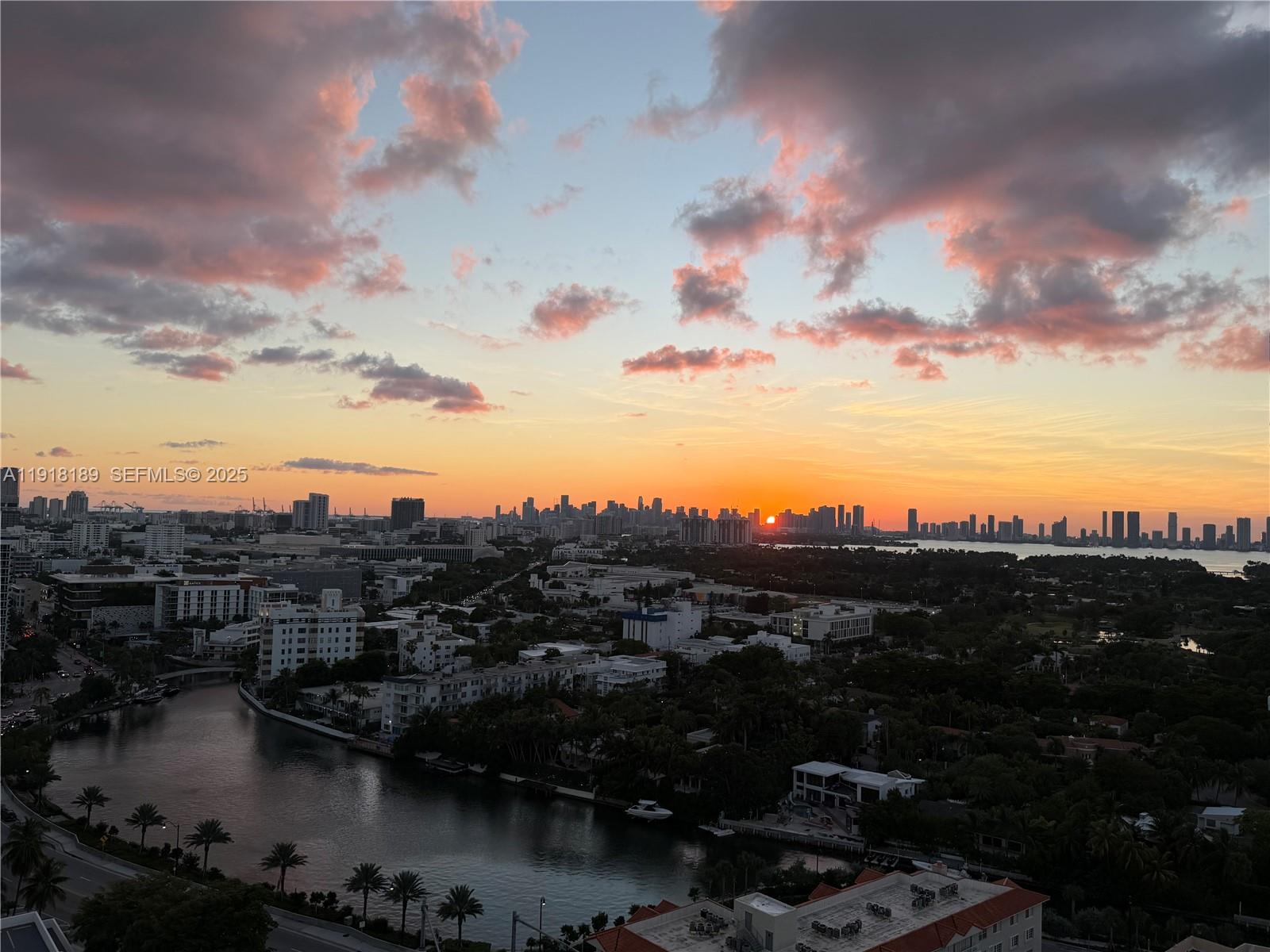 MIRASOL OCEAN TOWERS COND - Residential