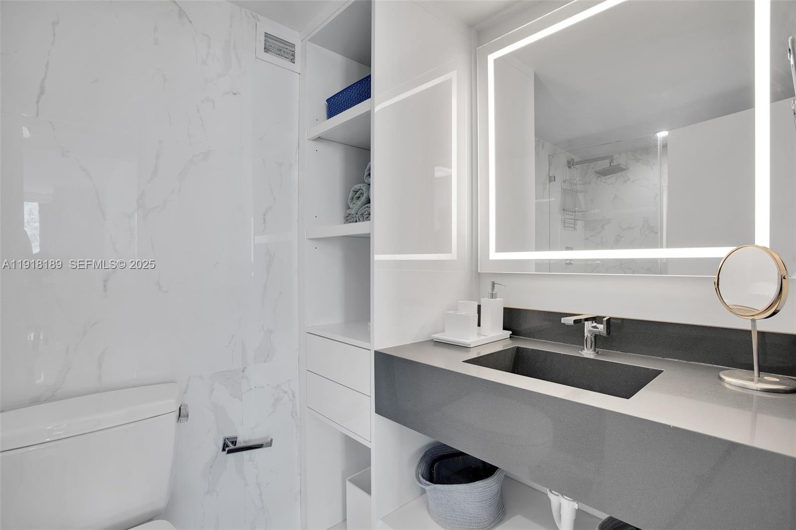 MIRASOL OCEAN TOWERS COND - Residential