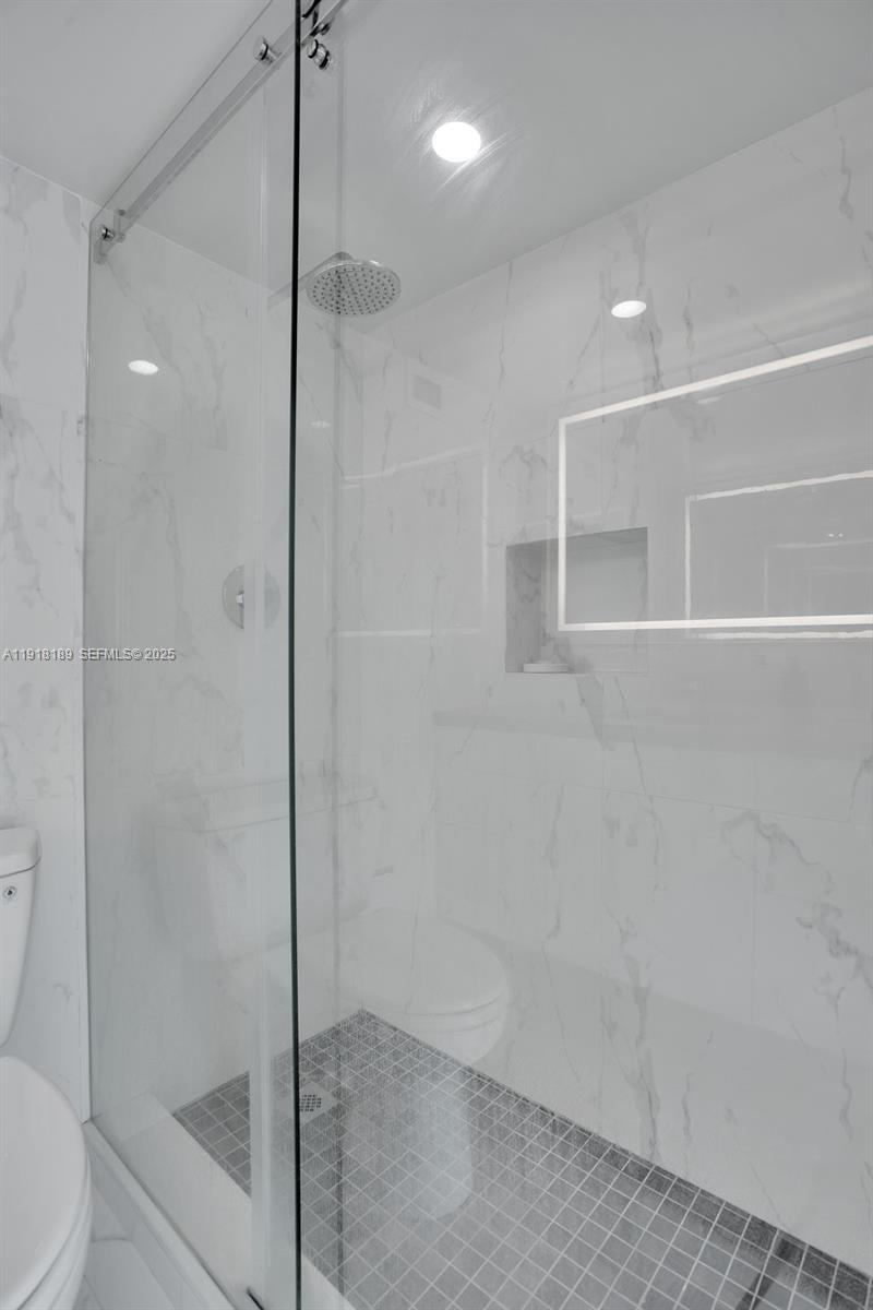 MIRASOL OCEAN TOWERS COND - Residential