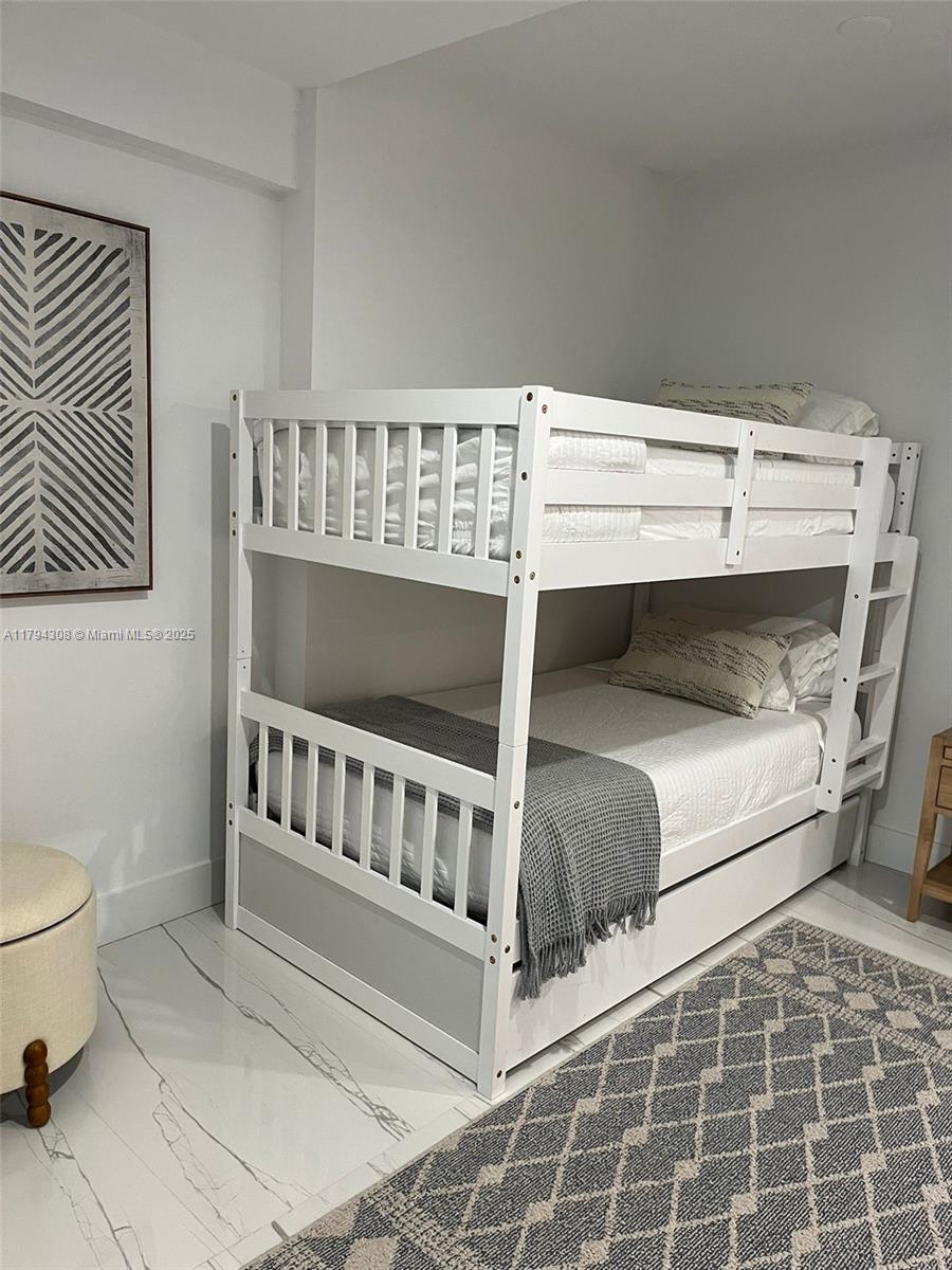 RONEY PALACE CONDO - Residential