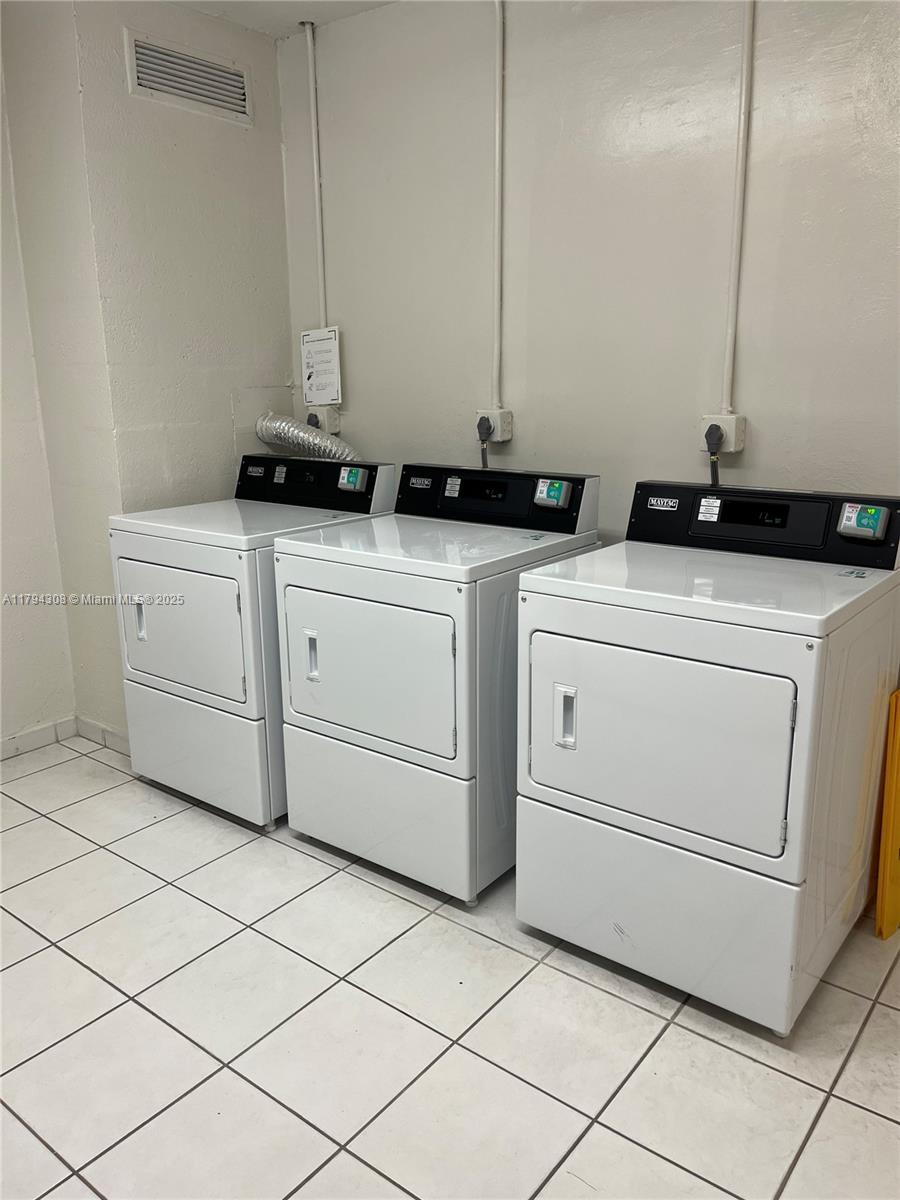 RONEY PALACE CONDO - Residential