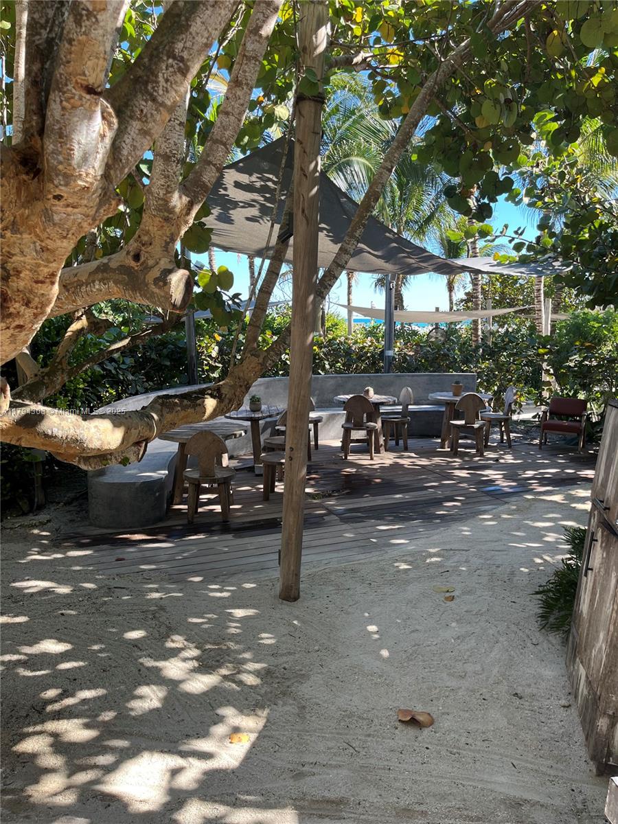 RONEY PALACE CONDO - Residential