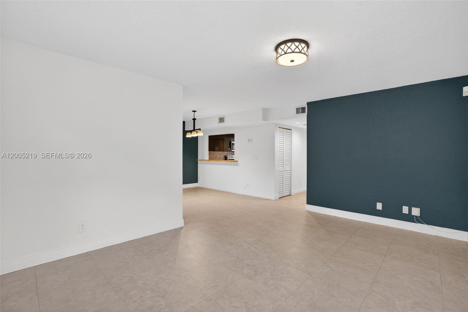 COLONNADES CONDO - Residential