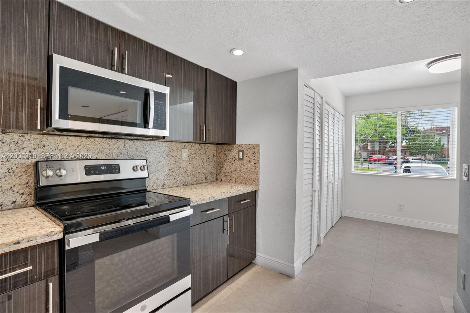 COLONNADES CONDO - Residential