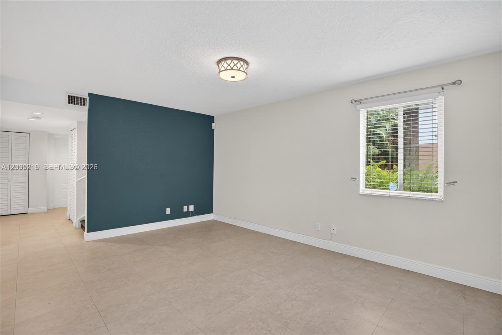 COLONNADES CONDO - Residential