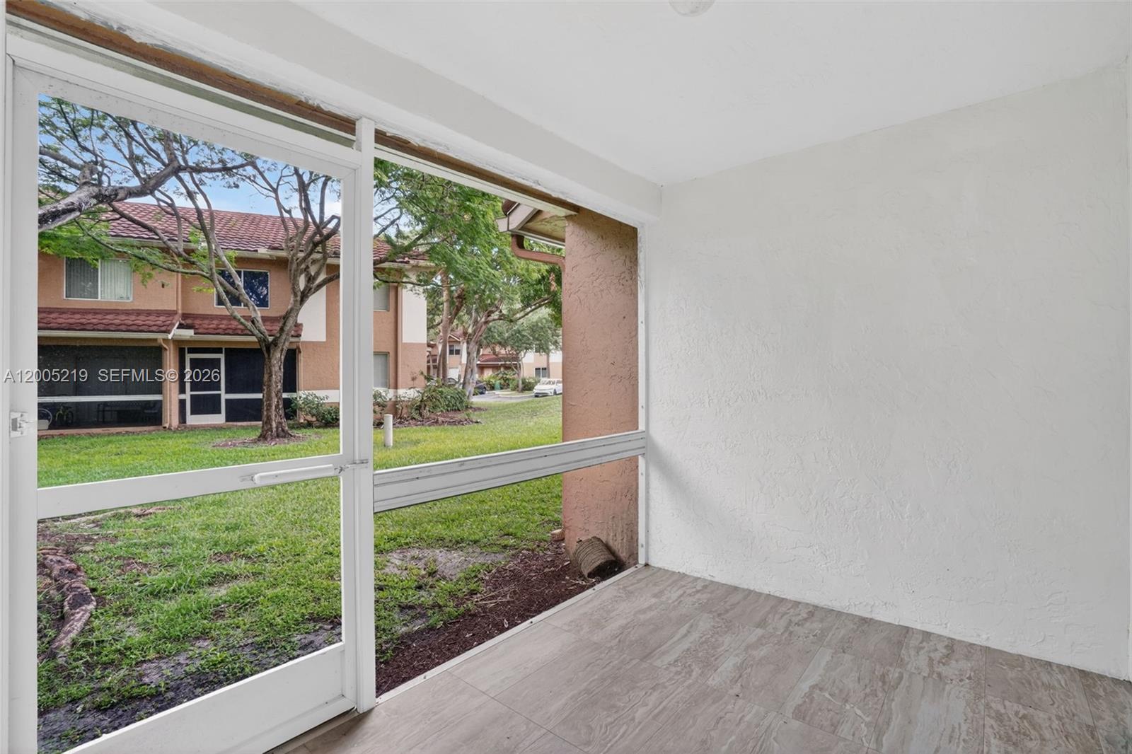 COLONNADES CONDO - Residential