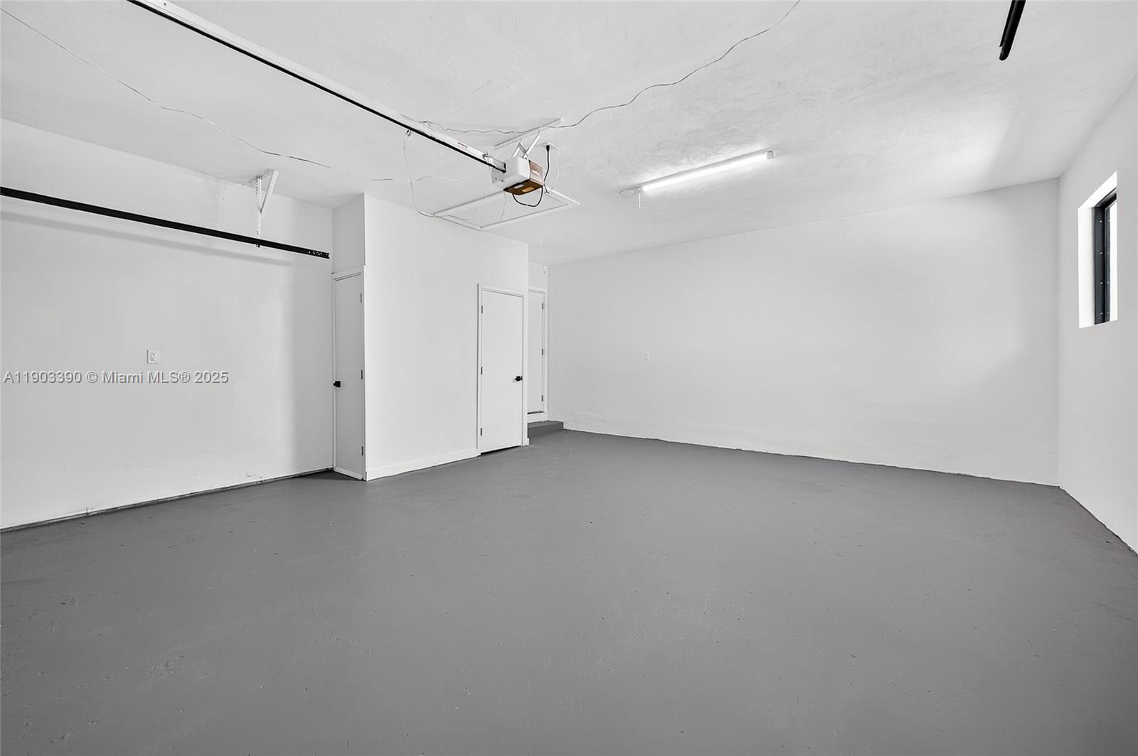 CAPE CUTLER ESTATES - Residential Lease