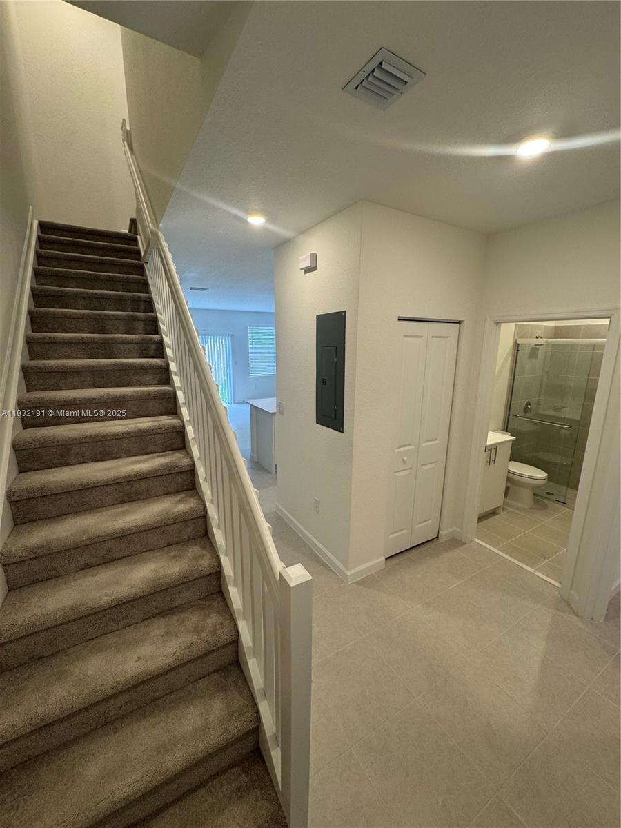 105 SE 11th AV 0