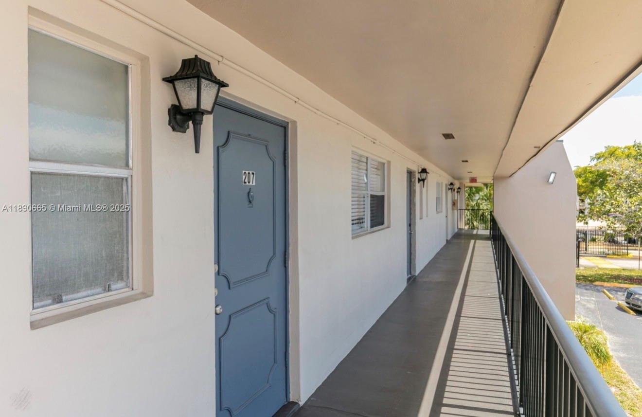 VERSAILLES GARDENS CONDO - Residential Lease
