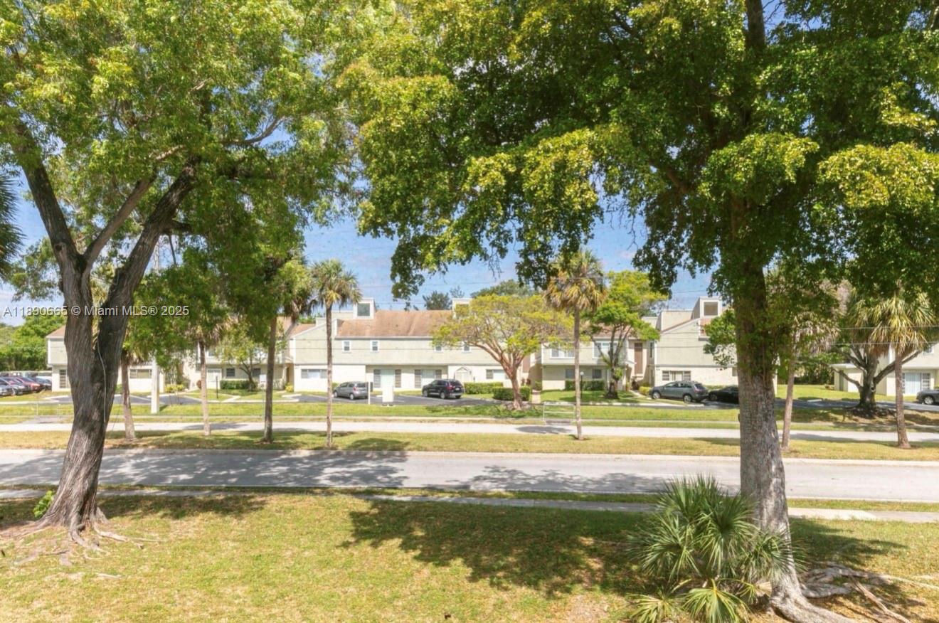 VERSAILLES GARDENS CONDO - Residential Lease