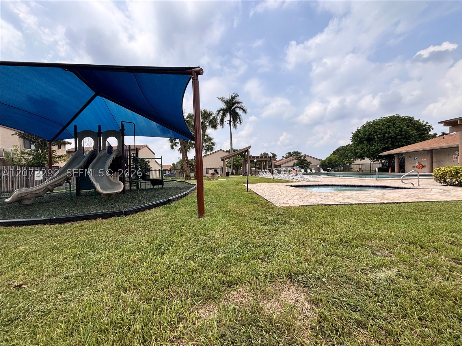 1925 SW 81st Ter, Davie FL 33324