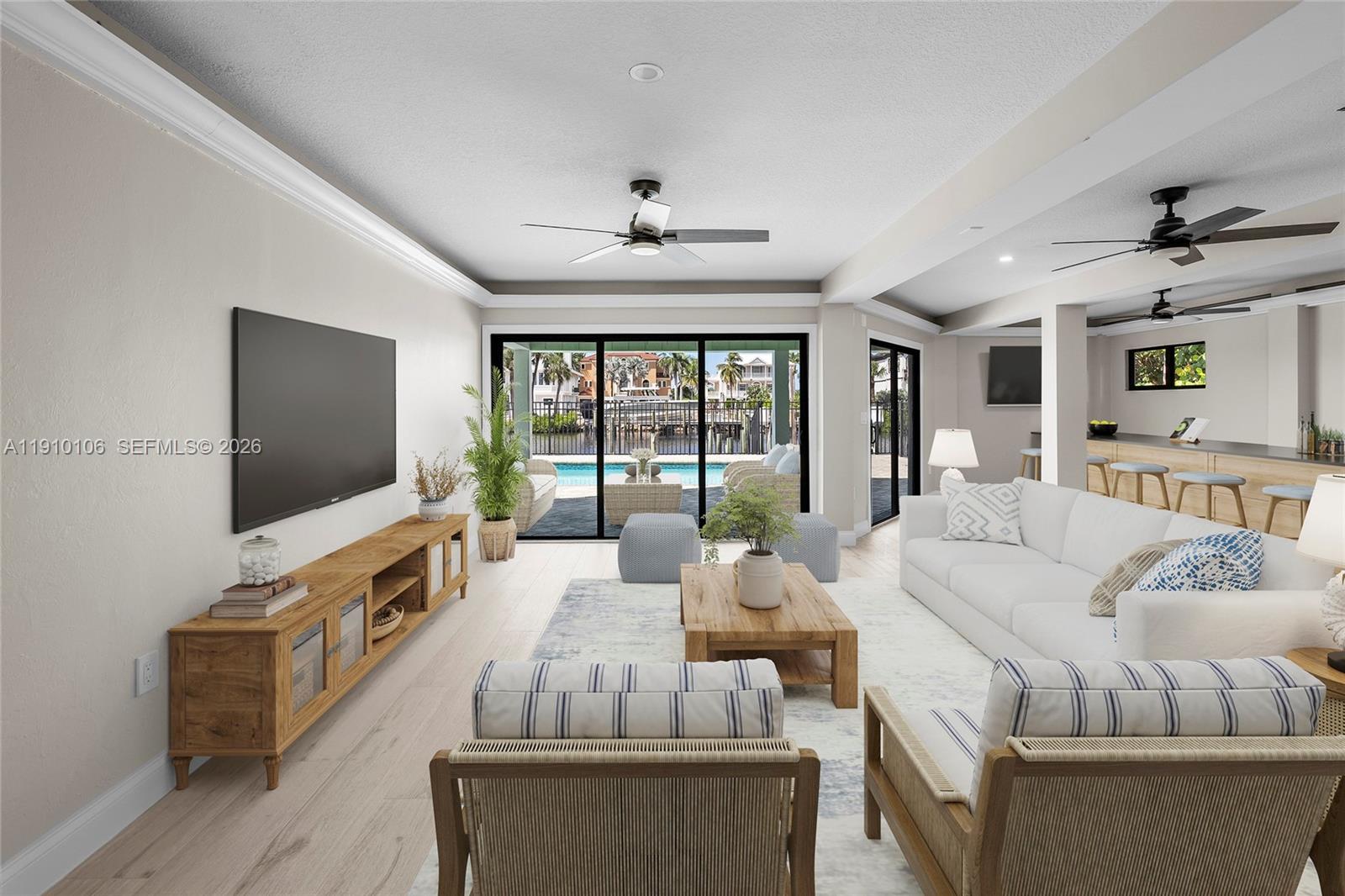 SIESTA ISLES - Residential