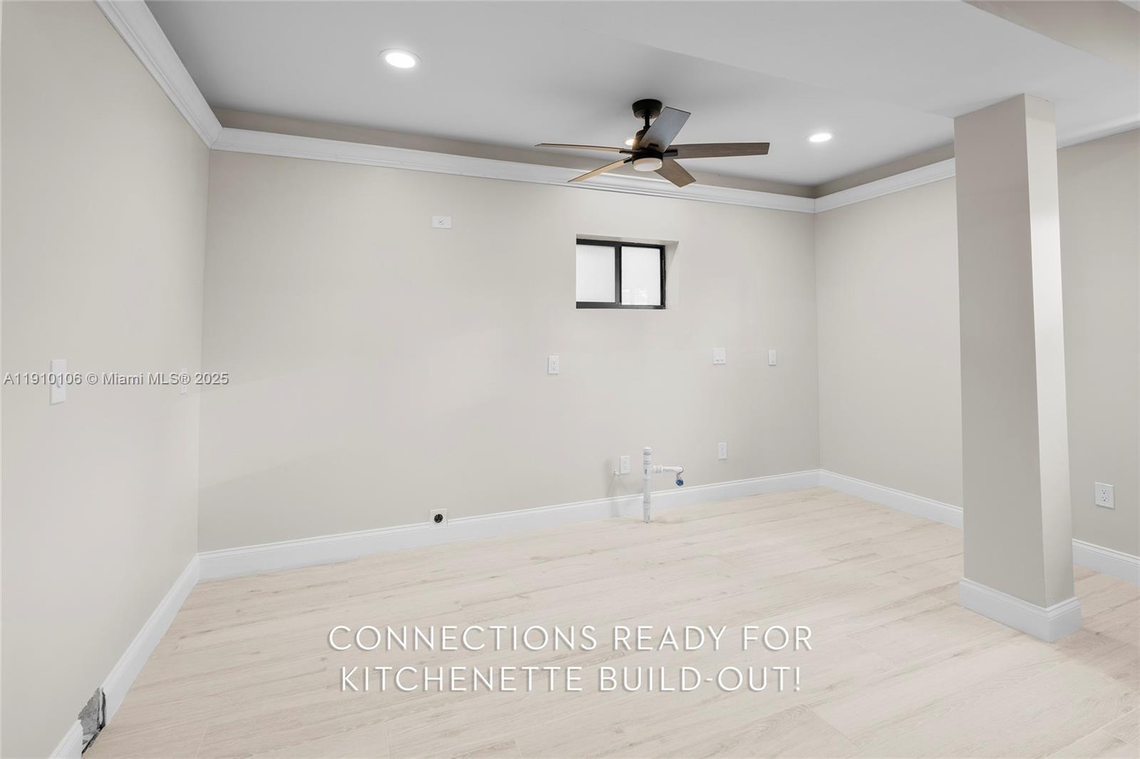 SIESTA ISLES - Residential