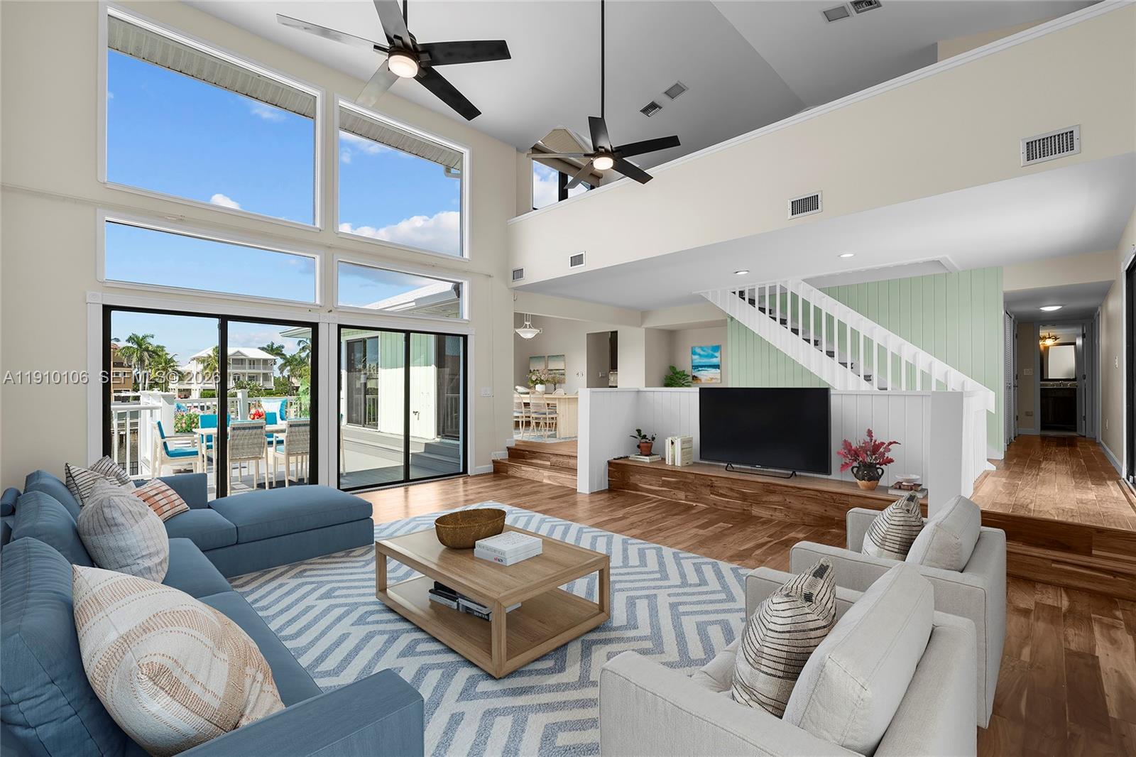 SIESTA ISLES - Residential