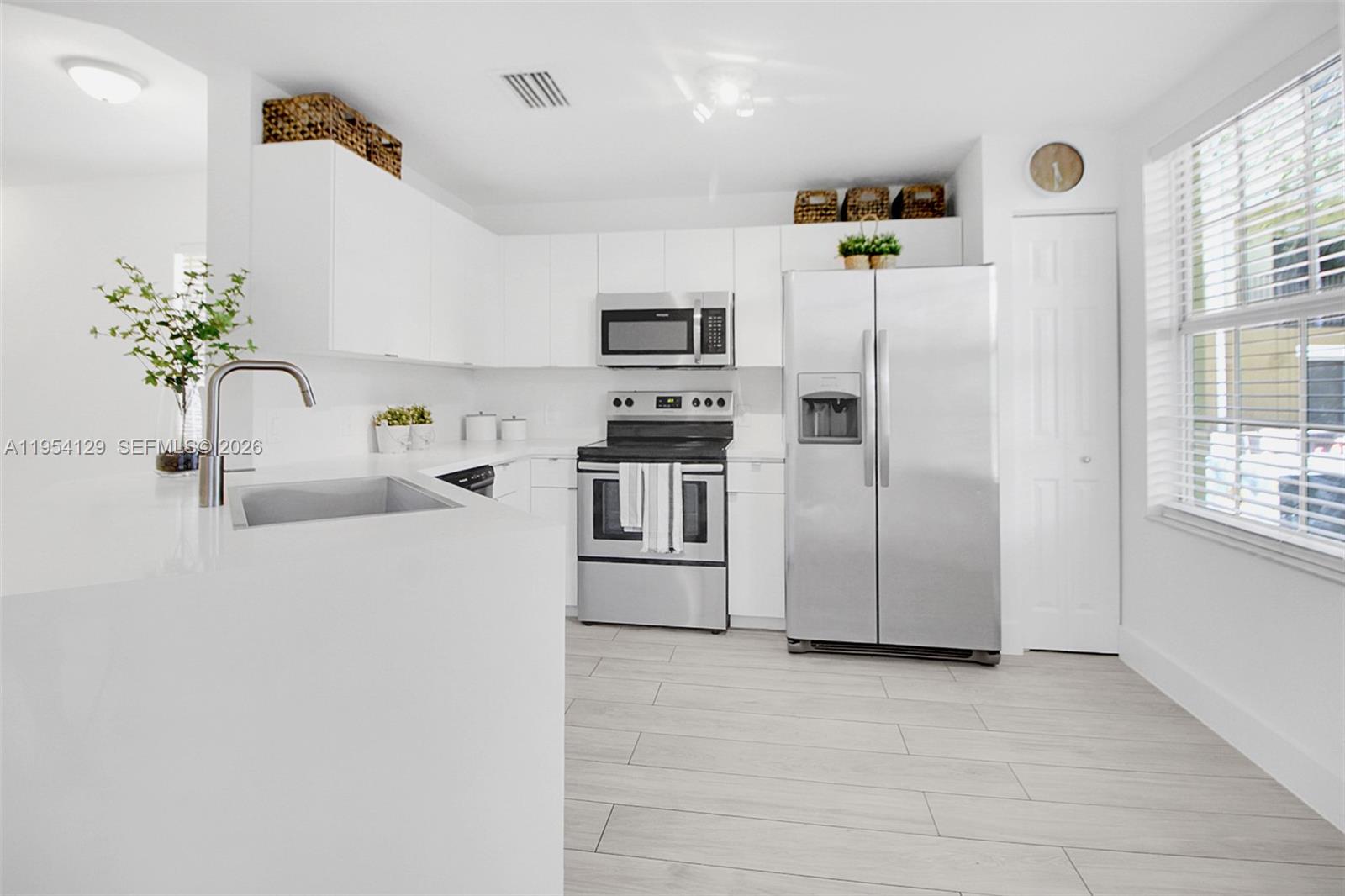 THE PRESERVE CONDO - Residential