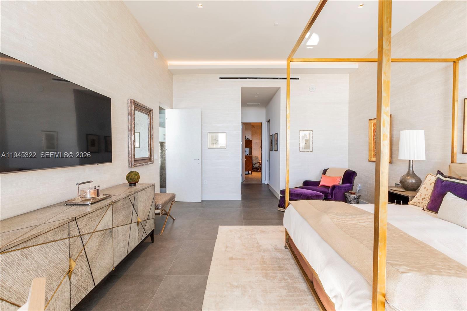 DINNER KEY - Residential