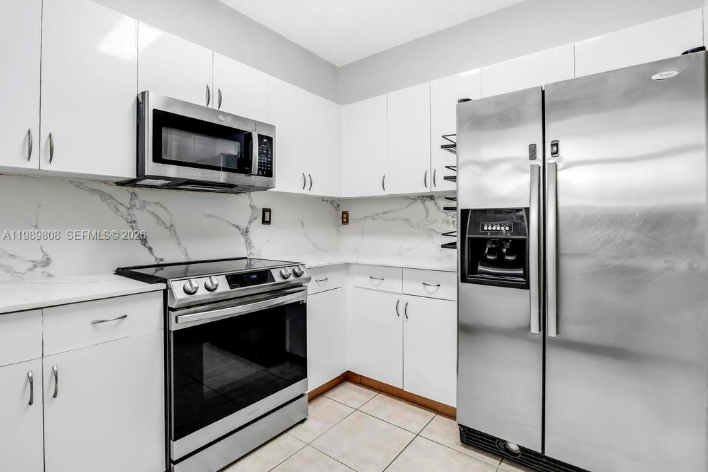 NEW RIVER ESTATES SEC 6 - Residential