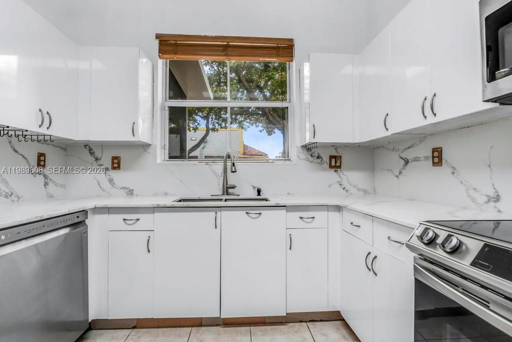 NEW RIVER ESTATES SEC 6 - Residential