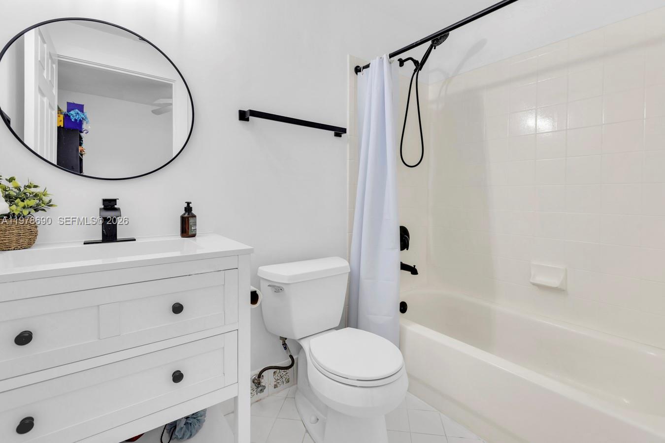 SECTORS 3 & 4 BOUNDARY PL - Residential