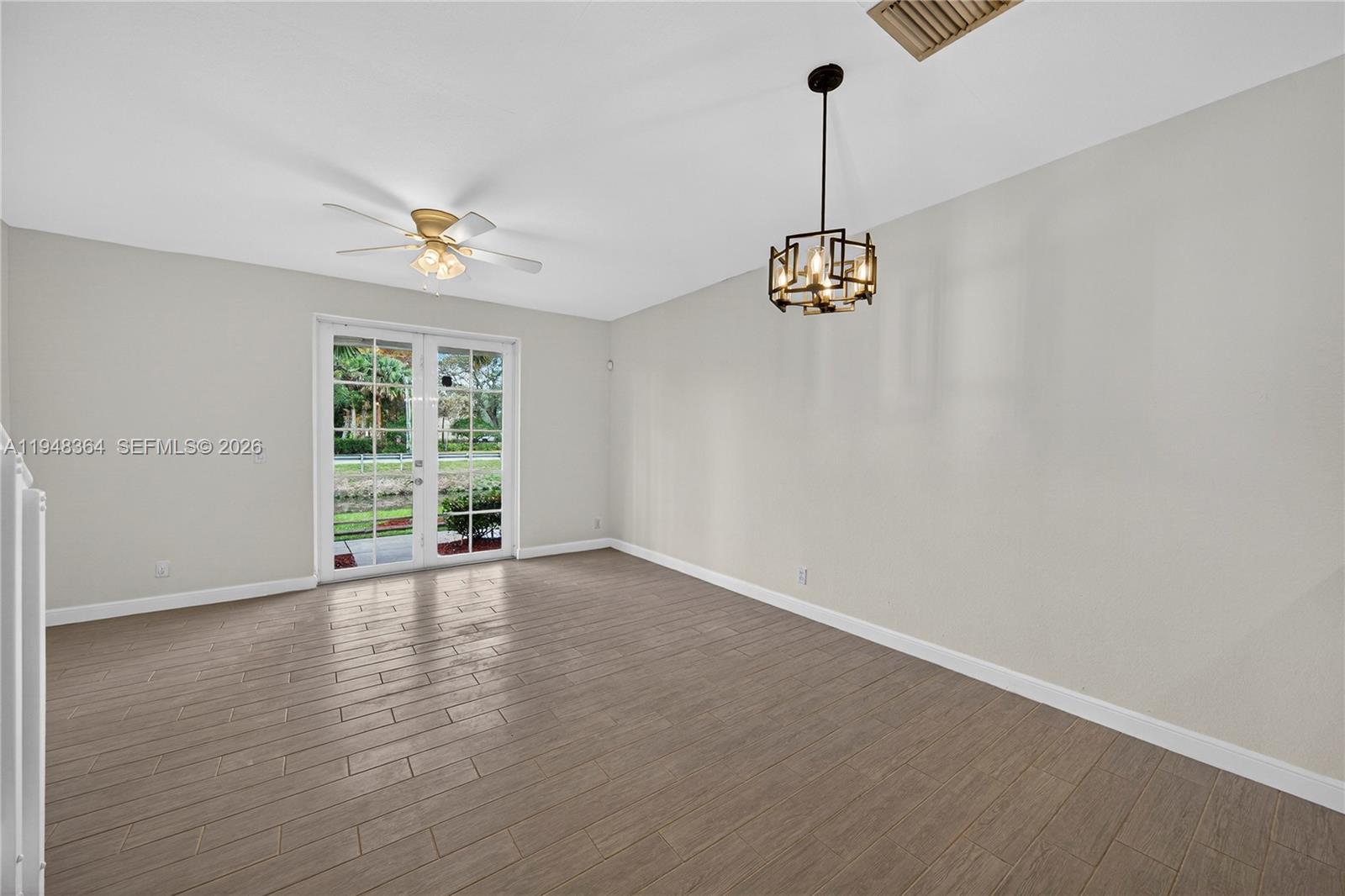 WILLOW GROVE - Residential Lease