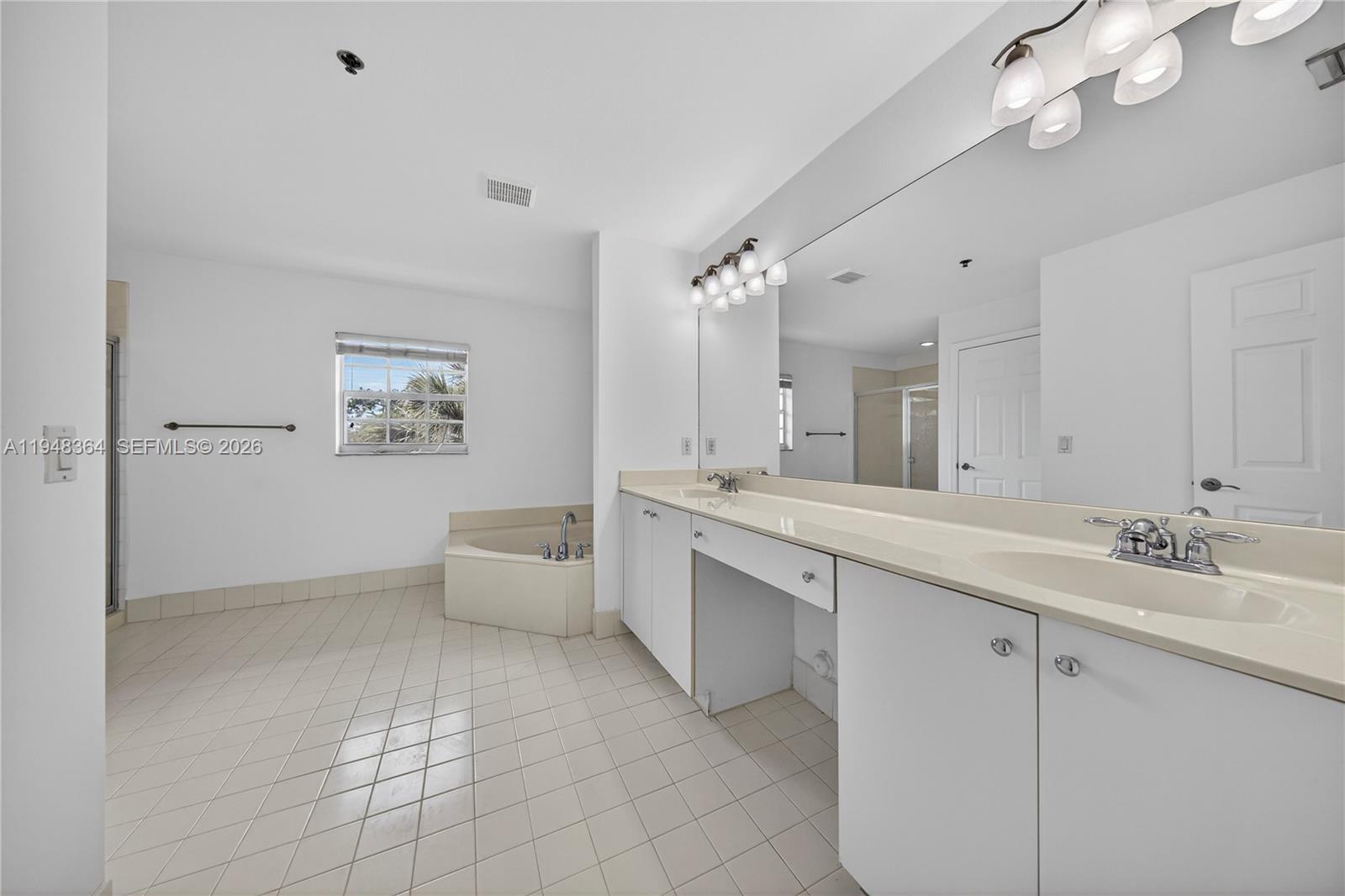 WILLOW GROVE - Residential Lease