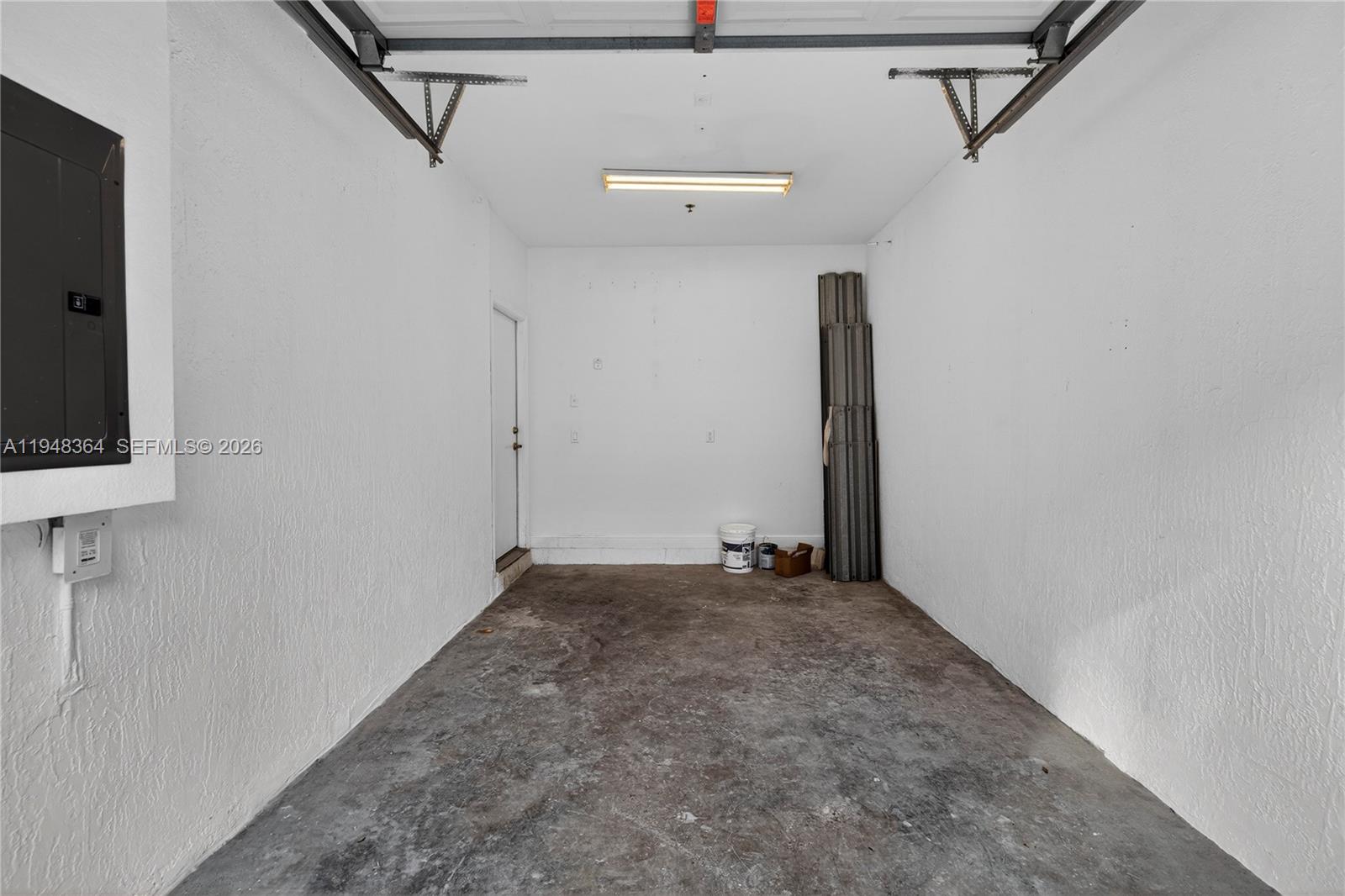 WILLOW GROVE - Residential Lease