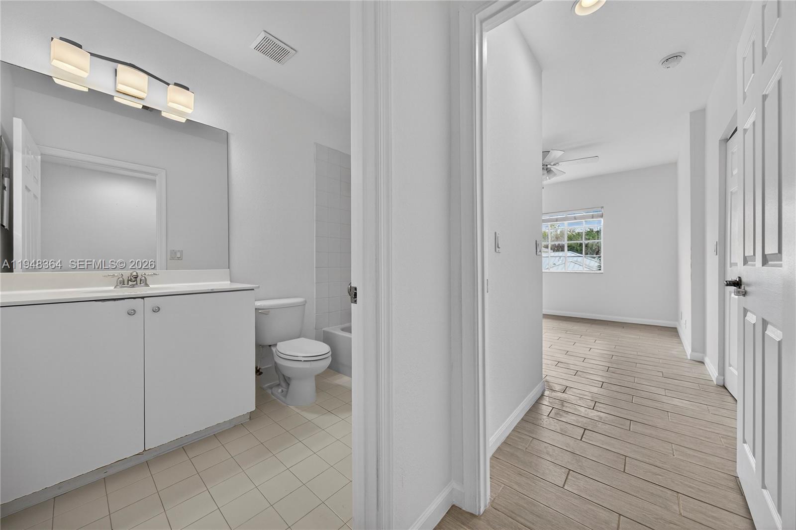 WILLOW GROVE - Residential Lease