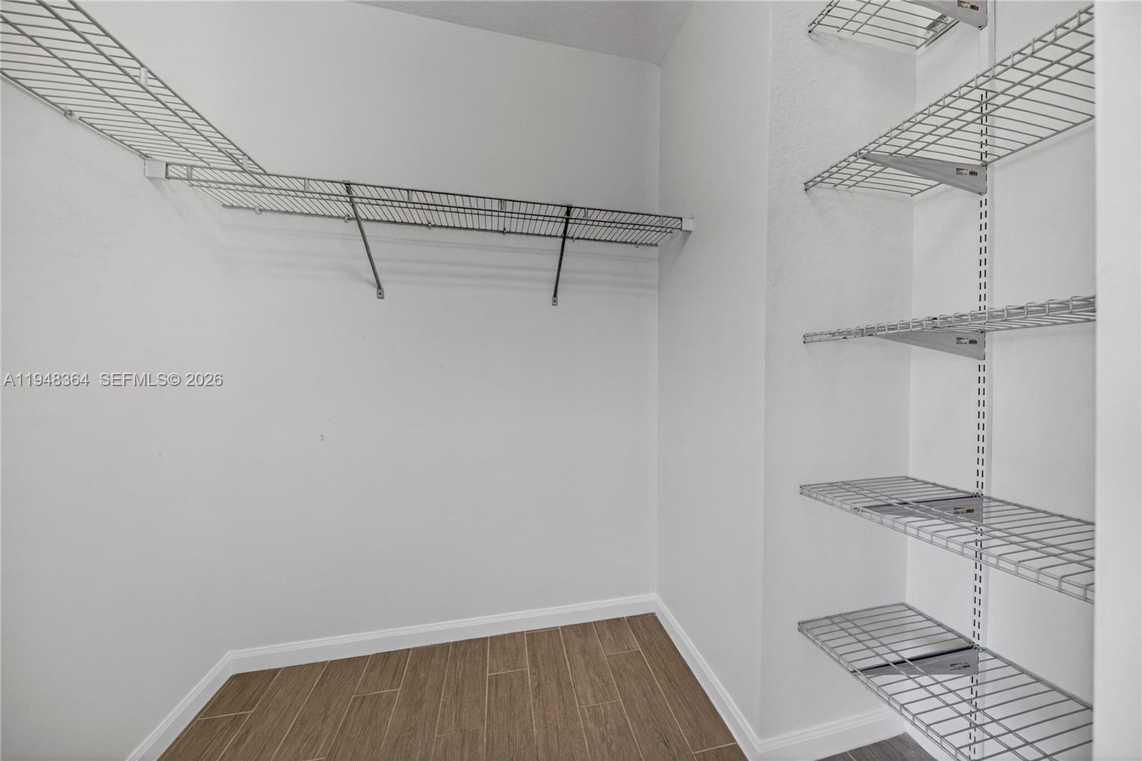 WILLOW GROVE - Residential Lease