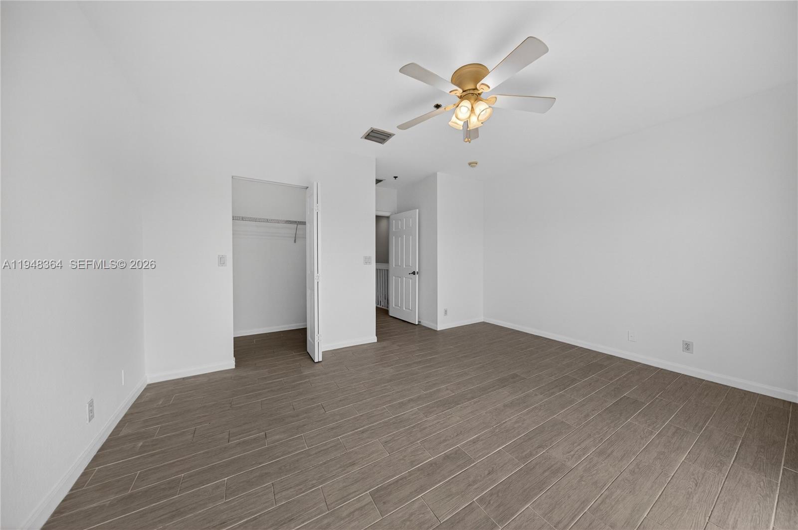 WILLOW GROVE - Residential Lease