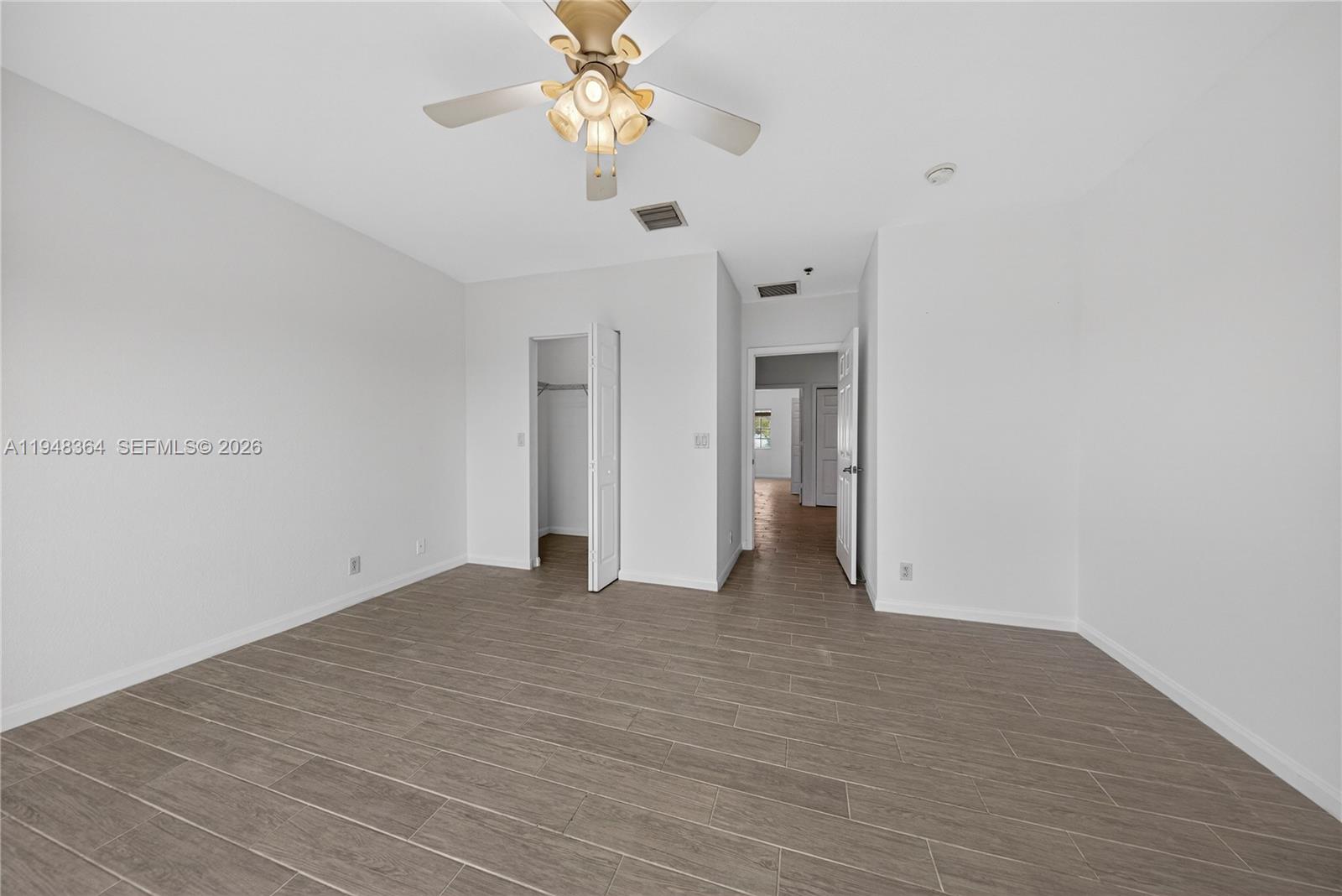 WILLOW GROVE - Residential Lease