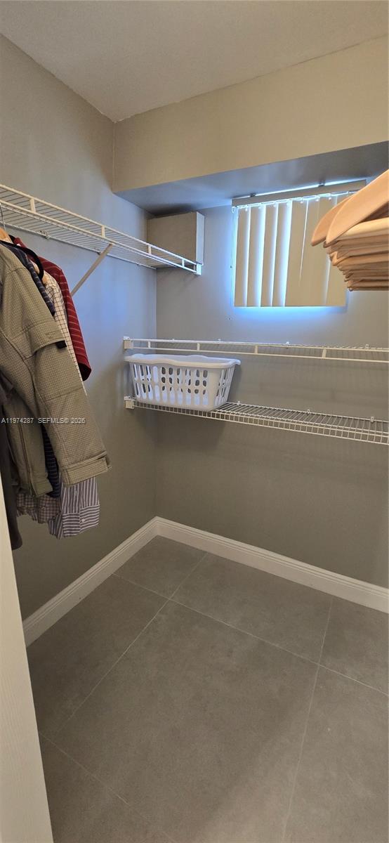 AVENTI AT AVENTURA CONDO - Residential Lease