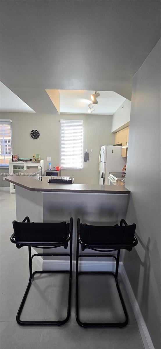 AVENTI AT AVENTURA CONDO - Residential Lease