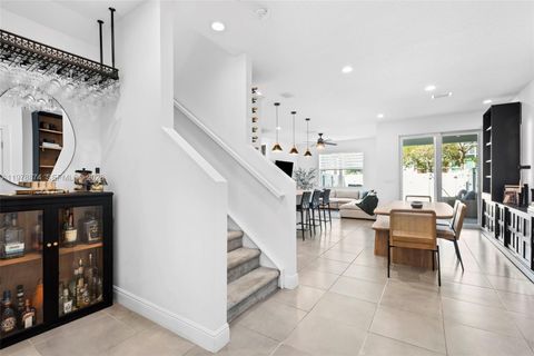 1855 Spoonbill Ct Deerfield Beach FL 33442