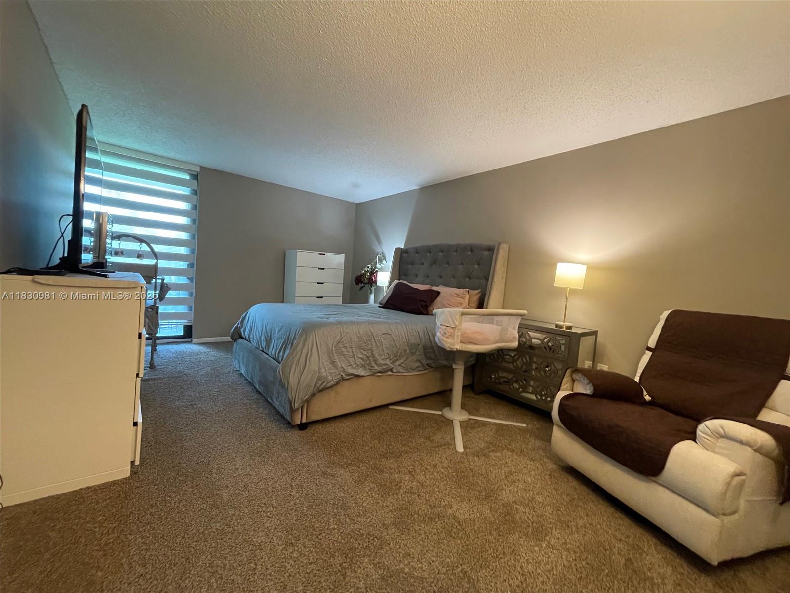 RIVER REACH CONDOMINIUM I - Residential