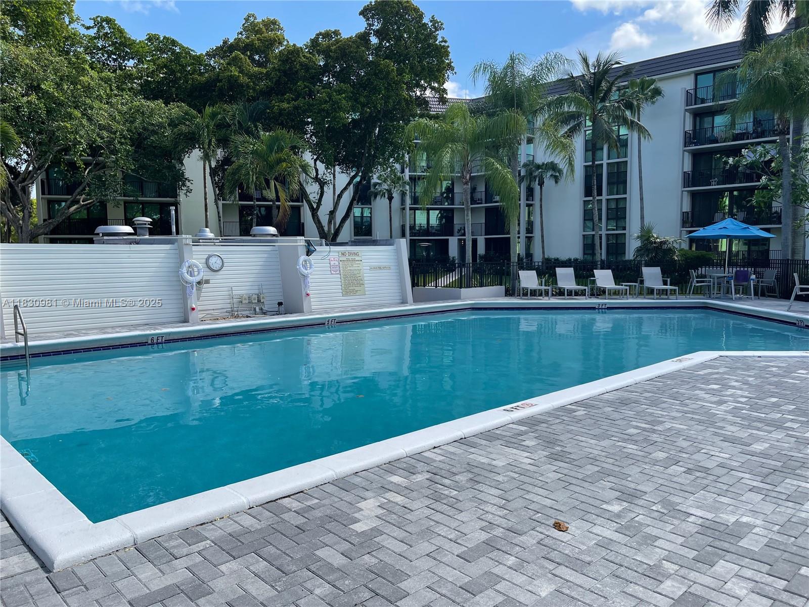 RIVER REACH CONDOMINIUM I - Residential