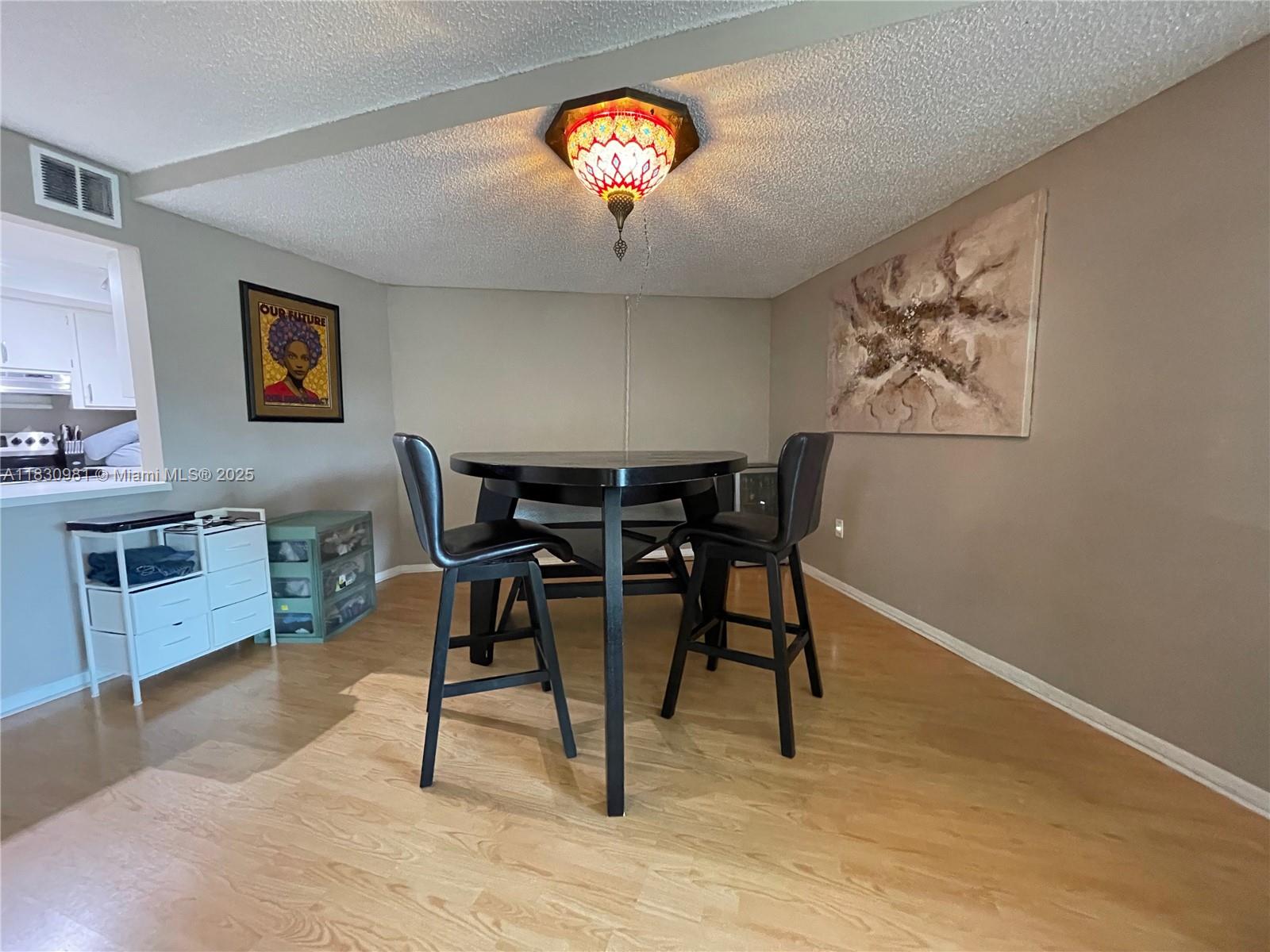 RIVER REACH CONDOMINIUM I - Residential