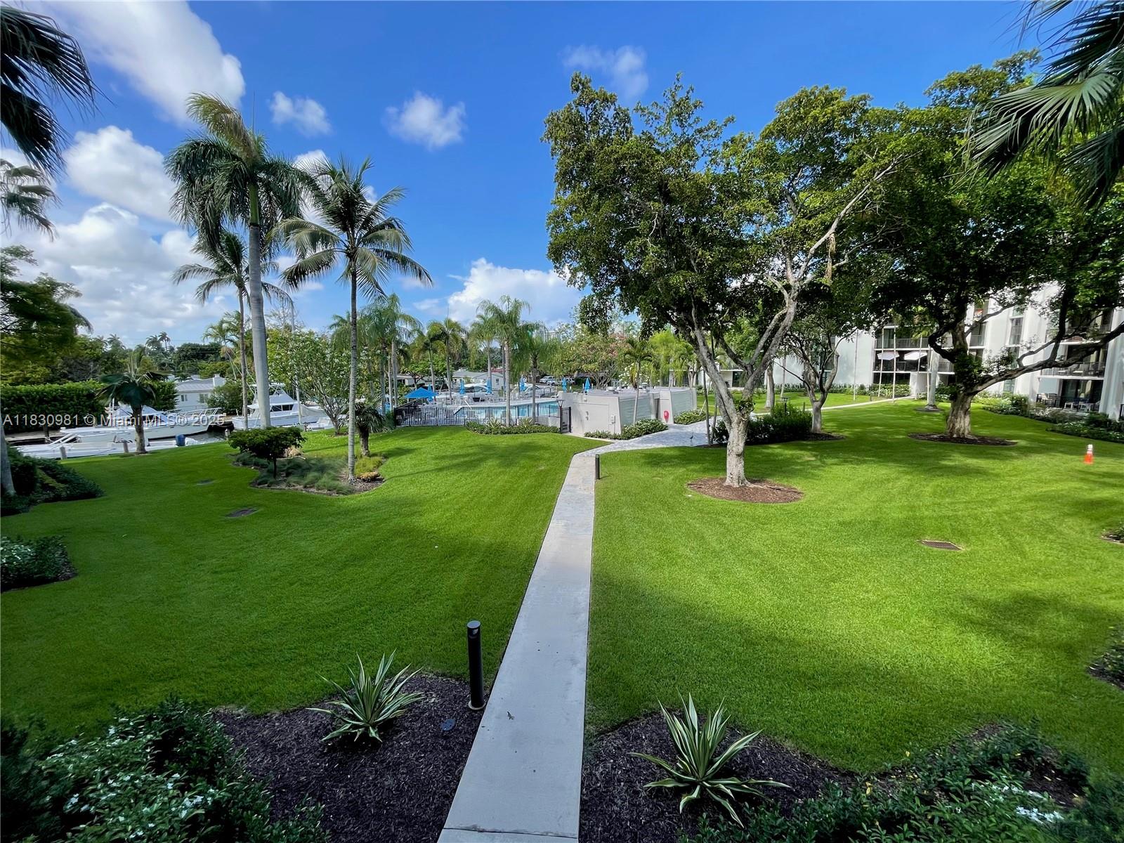 RIVER REACH CONDOMINIUM I - Residential