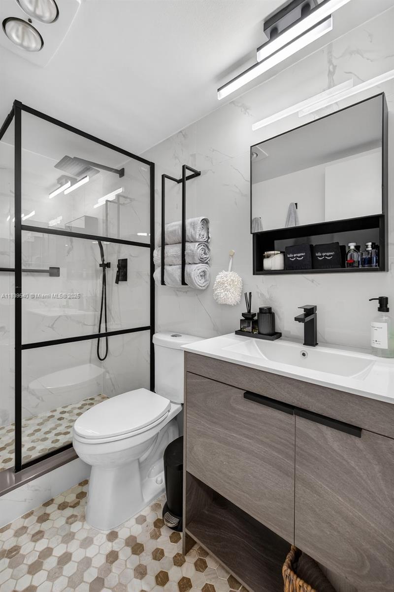 HARWOOD D CONDO - Residential