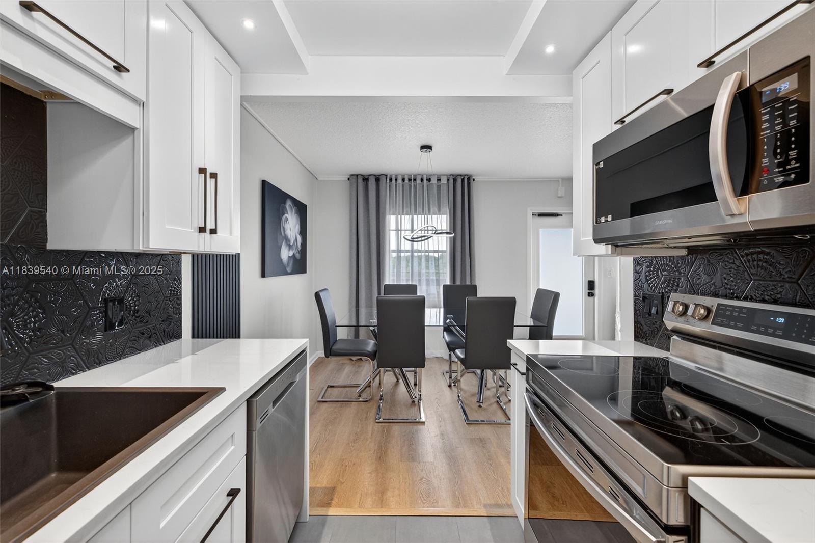 HARWOOD D CONDO - Residential