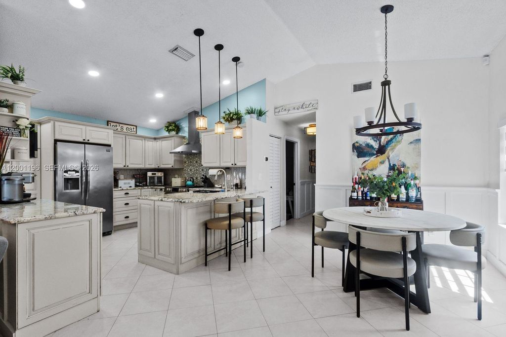 Photo of 17816 SW 10th Ln, Pembroke Pines, FL 33029 (MLS # A12001196)