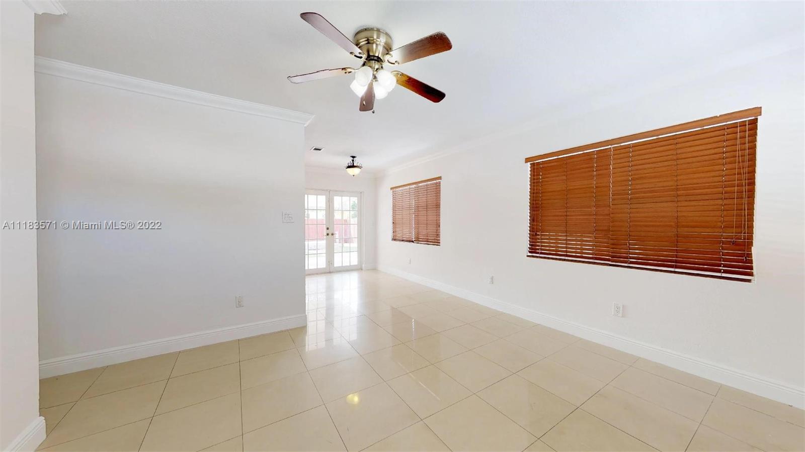 21ST CENTURY HOMES 3RD SE - Residential Lease